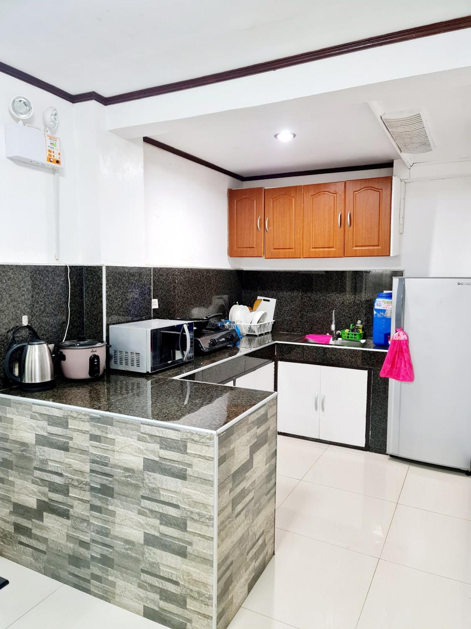 Calapan City Fully Furnished House Transient Near Xentromall L39 מראה חיצוני תמונה